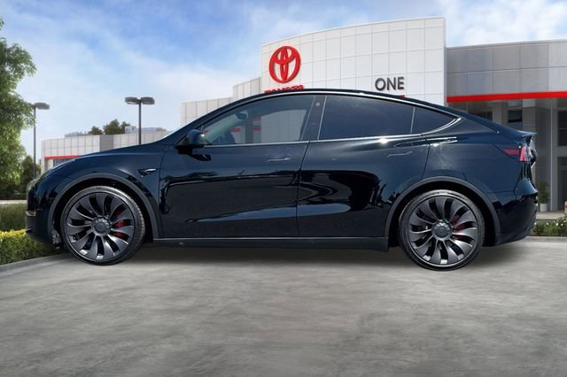 Used 2022 Tesla Model Y Performance AWD/4WD image 8