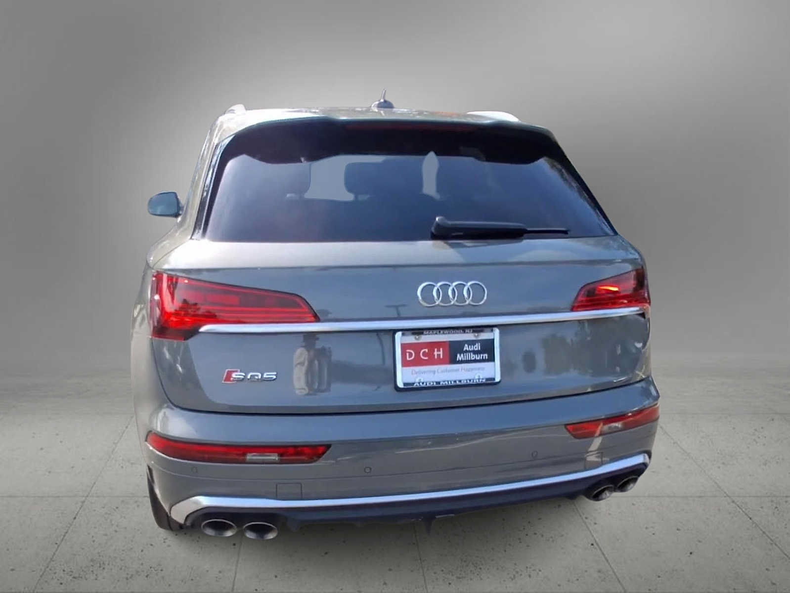 Used 2023 Audi SQ5 Prestige w/ Prestige Package AWD/4WD image 7
