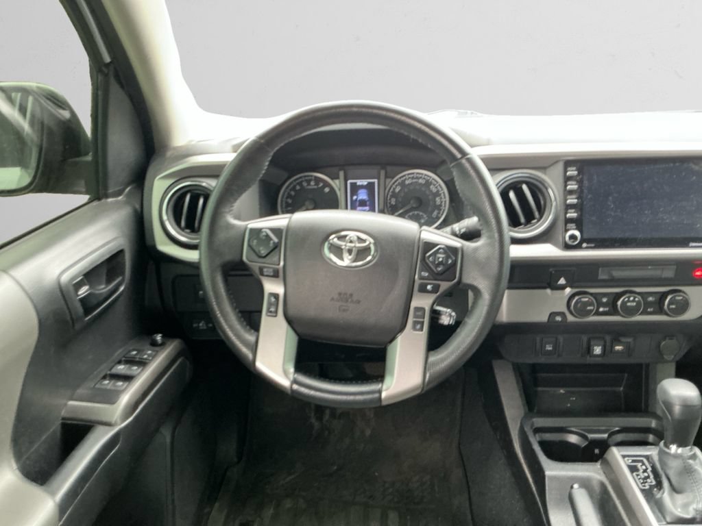 Used 2022 Toyota Tacoma SR5 RWD image 12