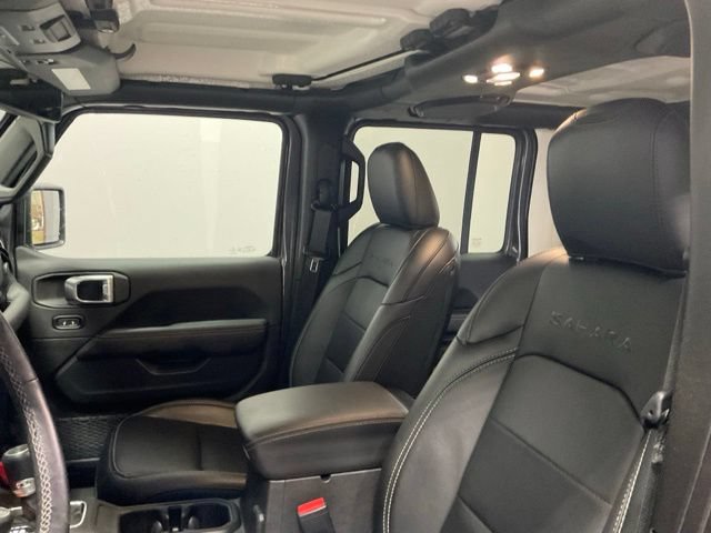 Used 2022 Jeep Wrangler Unlimited Sahara w/ Cold Weather Group AWD/4WD image 16