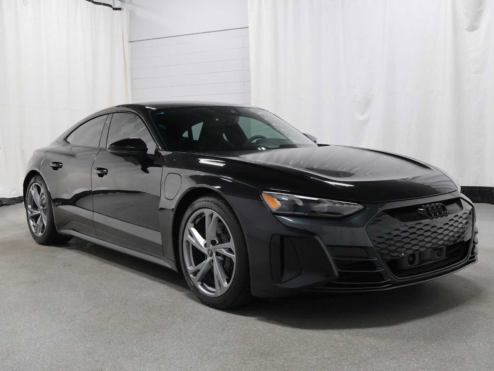 Used 2022 Audi e-tron GT Premium Plus AWD/4WD image 13