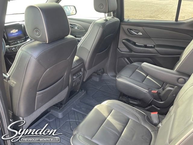 Used 2023 Chevrolet Traverse Premier w/ Redline Edition AWD/4WD image 18