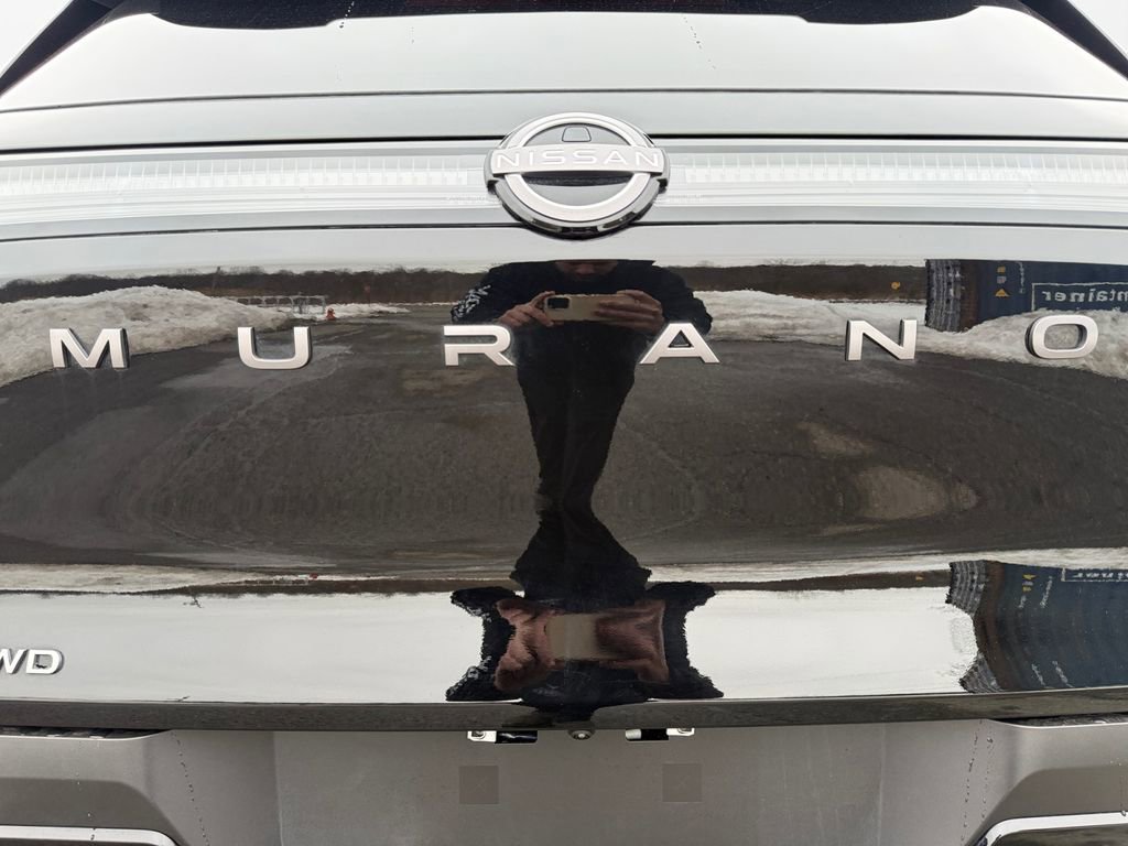 Certified 2025 Nissan Murano SV w/ Cargo Package image 17