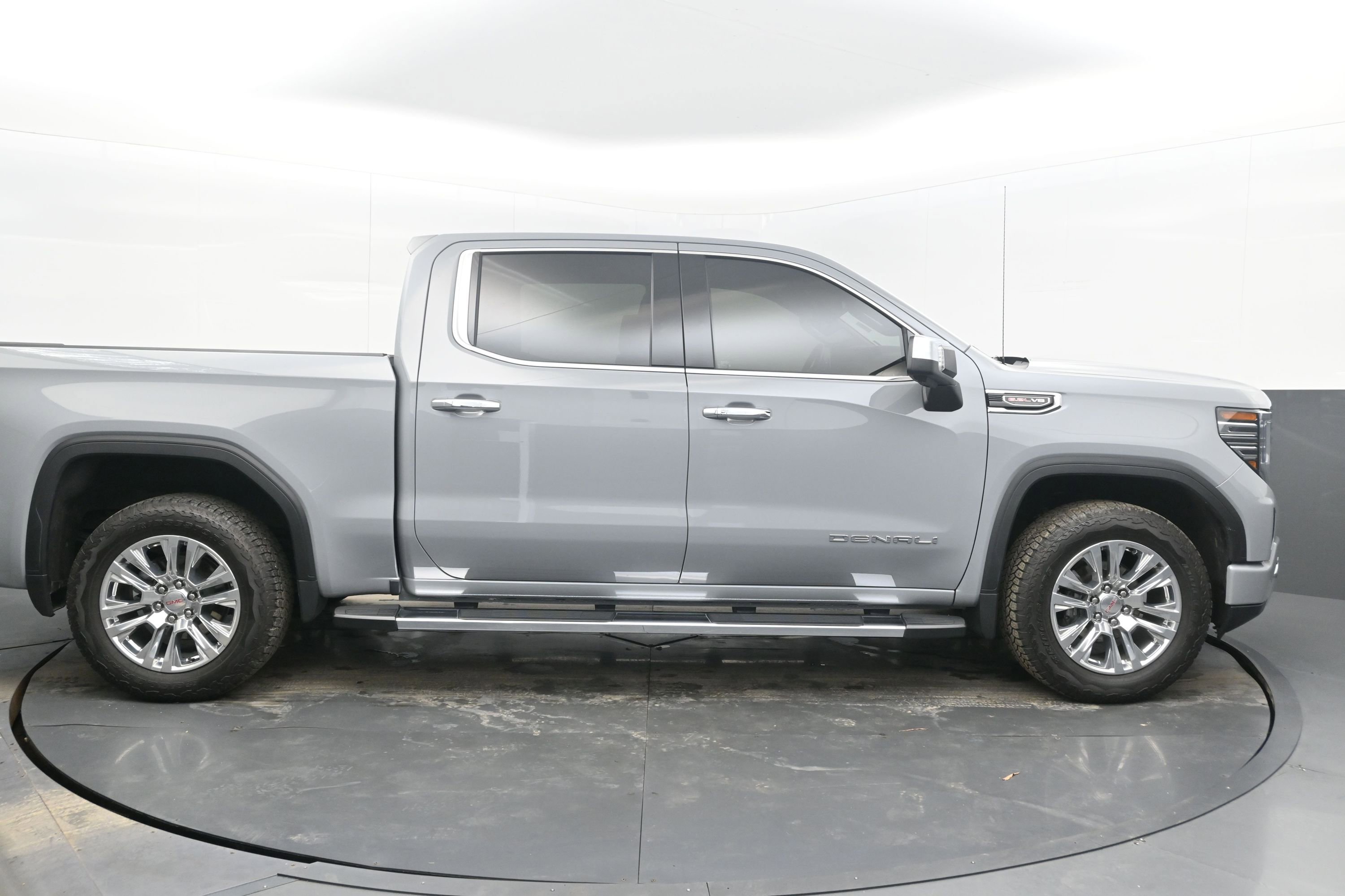 Certified 2025 GMC Sierra 1500 Denali w/ Technology Package image 10