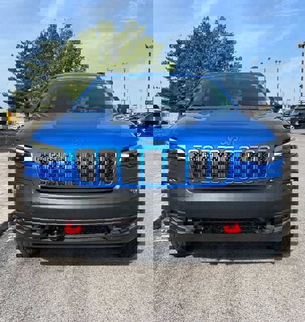 Used 2021 Jeep Cherokee Trailhawk w/ Premium Leather Package image 4