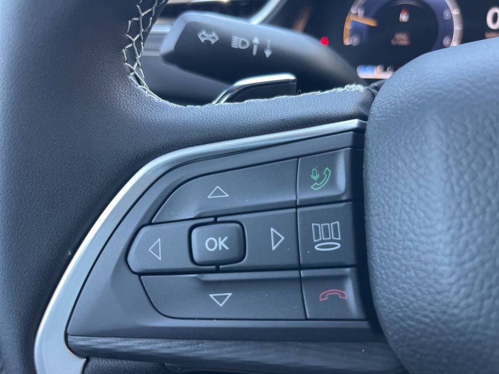 New 2025 Jeep Grand Cherokee L Laredo w/ Trailer Tow Package image 13