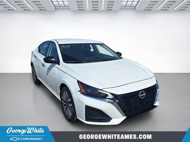 Used 2025 Nissan Altima 2.5 SV