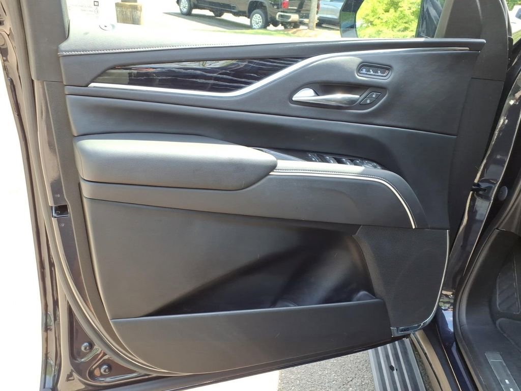 Certified 2022 Cadillac Escalade Sport w/ Touring Package AWD/4WD image 20