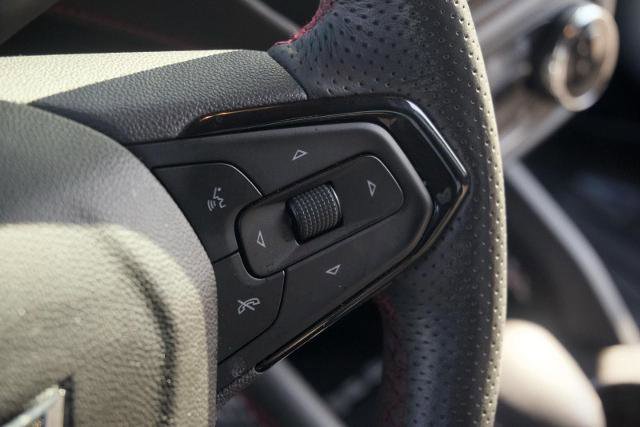 Used 2022 Chevrolet TrailBlazer RS w/ Technology Package FWD image 17