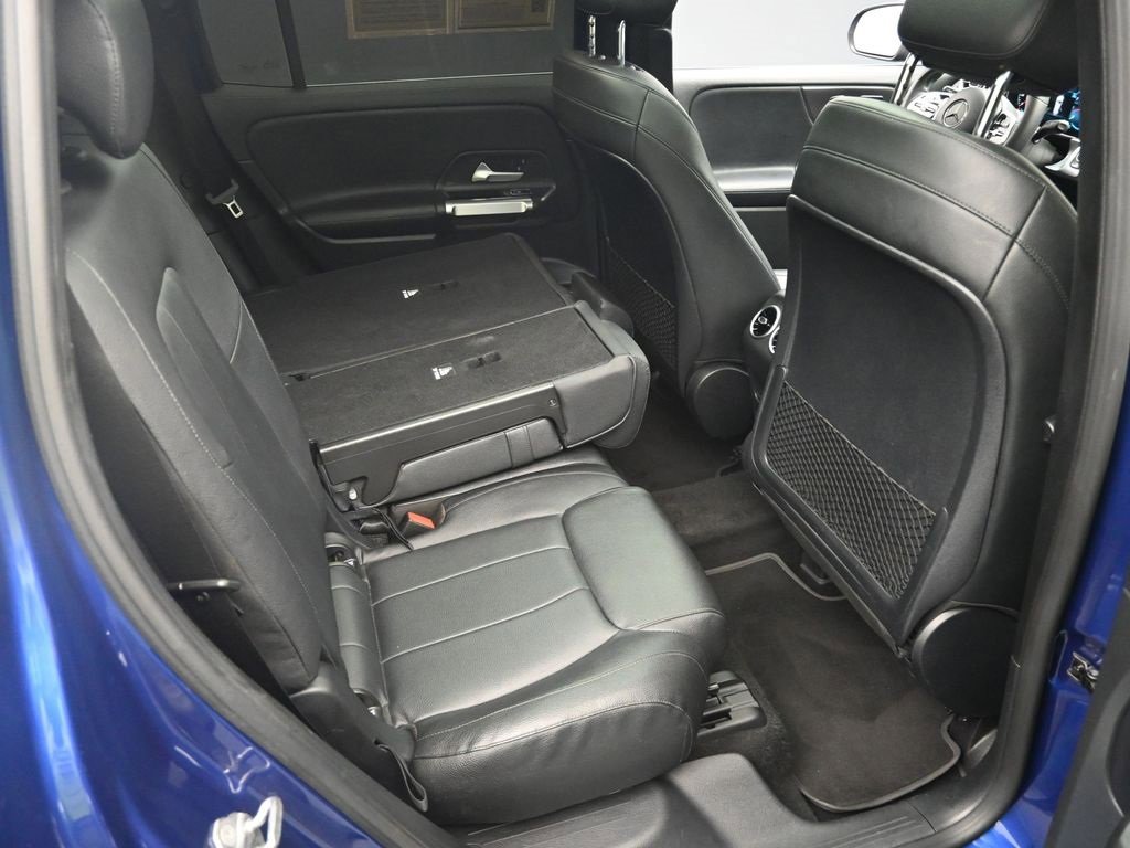 Used 2021 Mercedes-Benz GLB 250 w/ Premium Package image 28