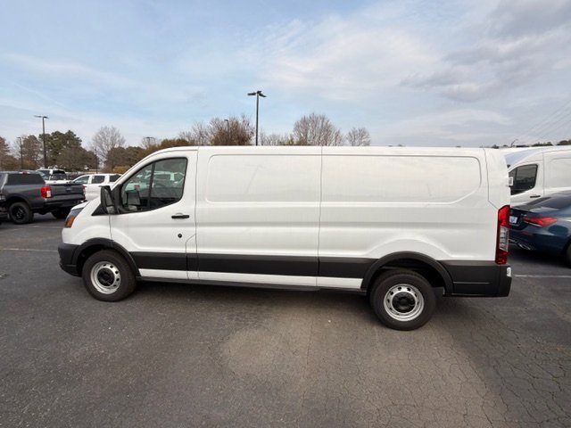 New 2025 Ford Transit 150 Low Roof image 20