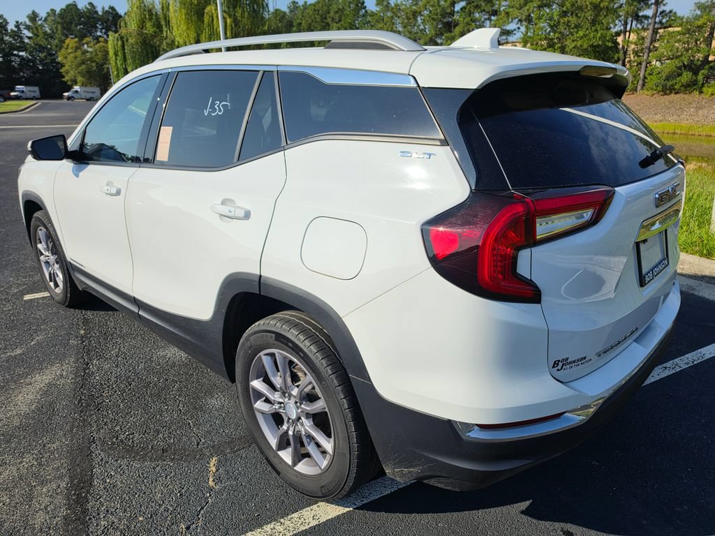 Used 2023 GMC Terrain SLT w/ LPO, Floor Liner Package AWD/4WD image 15