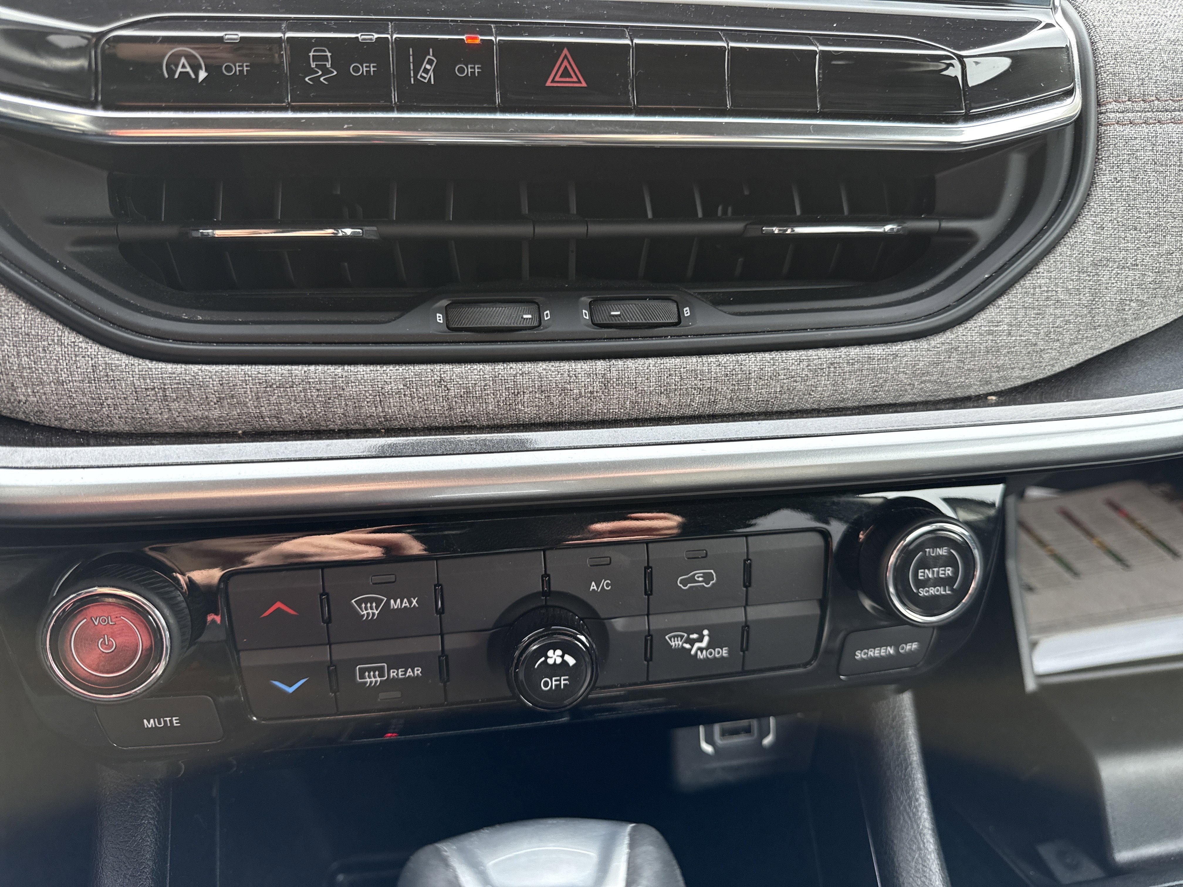 Used 2022 Jeep Compass Latitude image 21