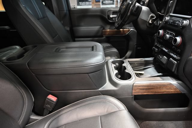 Used 2022 Chevrolet Silverado 2500 High Country w/ Technology Package AWD/4WD image 22