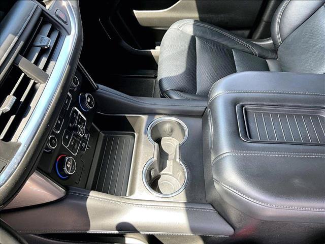 Used 2023 Chevrolet Suburban LS RWD image 15