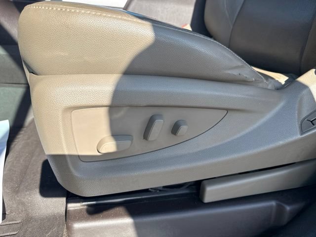 Used 2018 Chevrolet Silverado 1500 LTZ Z71 w/ Centennial Edition AWD/4WD image 11