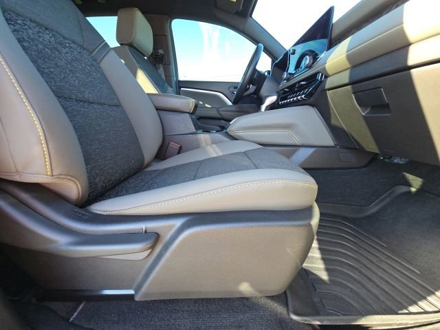 Used 2024 Chevrolet Colorado ZR2 image 15