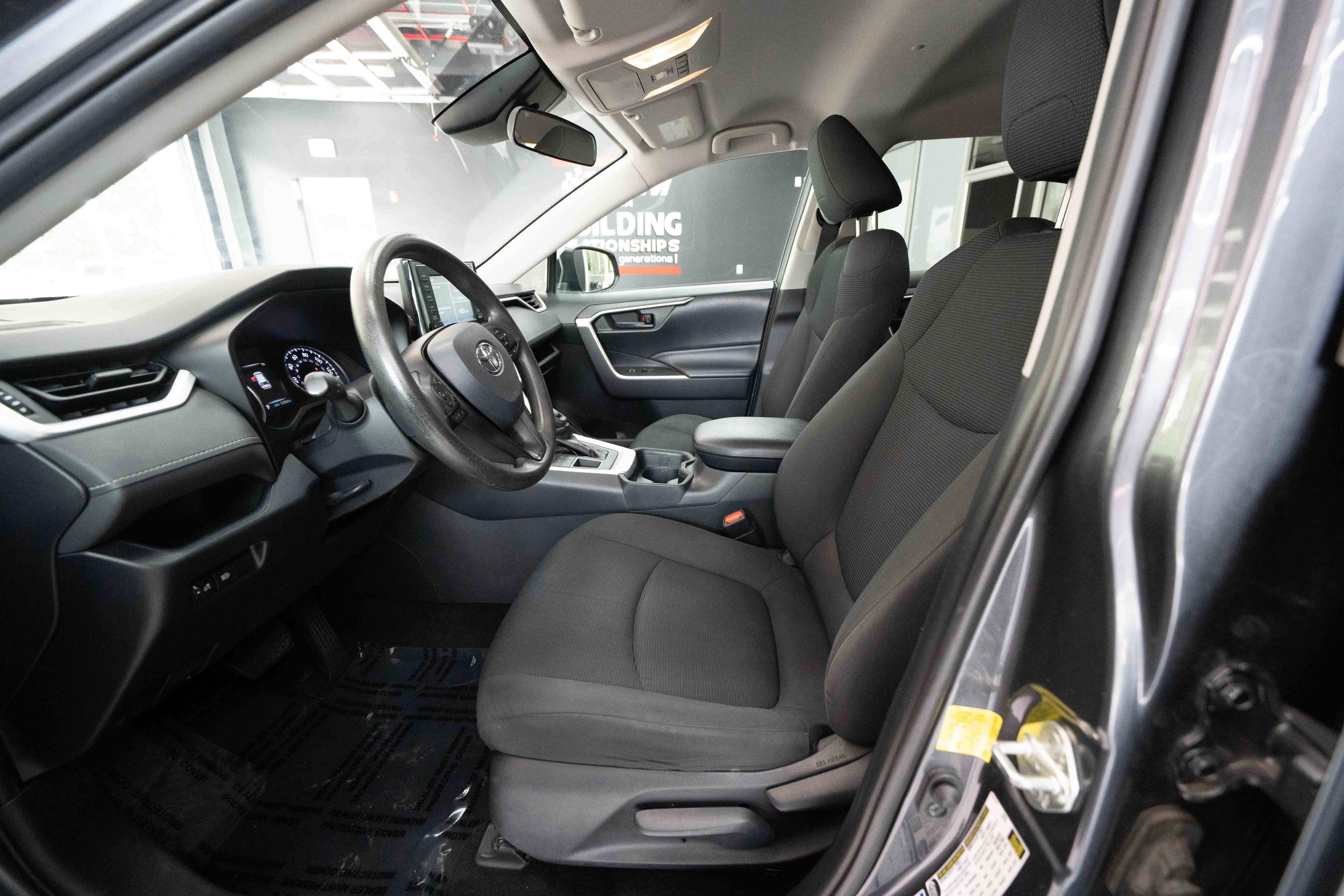 Used 2019 Toyota RAV4 LE w/ All Weather Liner Package AWD/4WD image 9