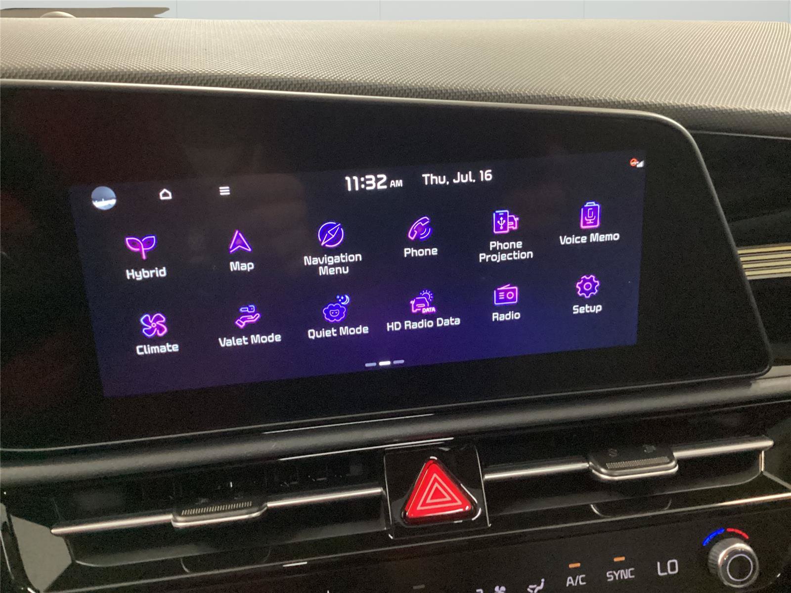 New 2026 Kia Niro SX Touring FWD image 16