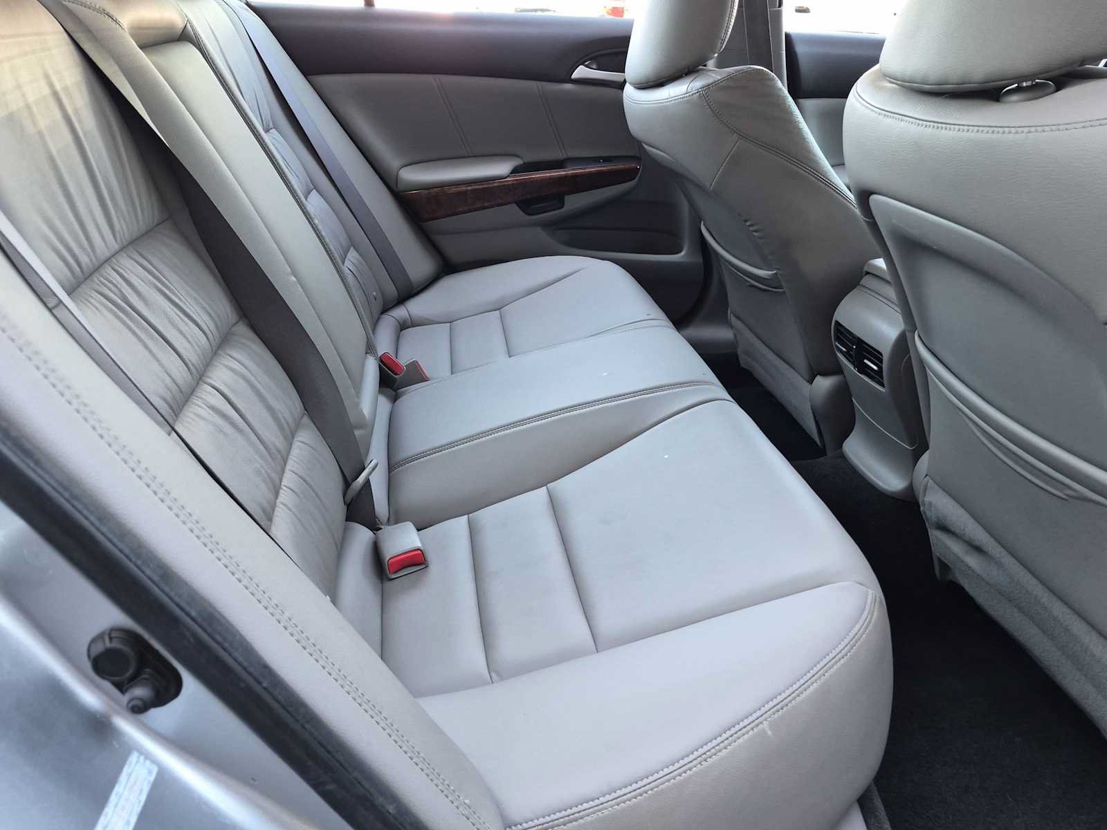 Used 2011 Honda Accord EX-L image 21