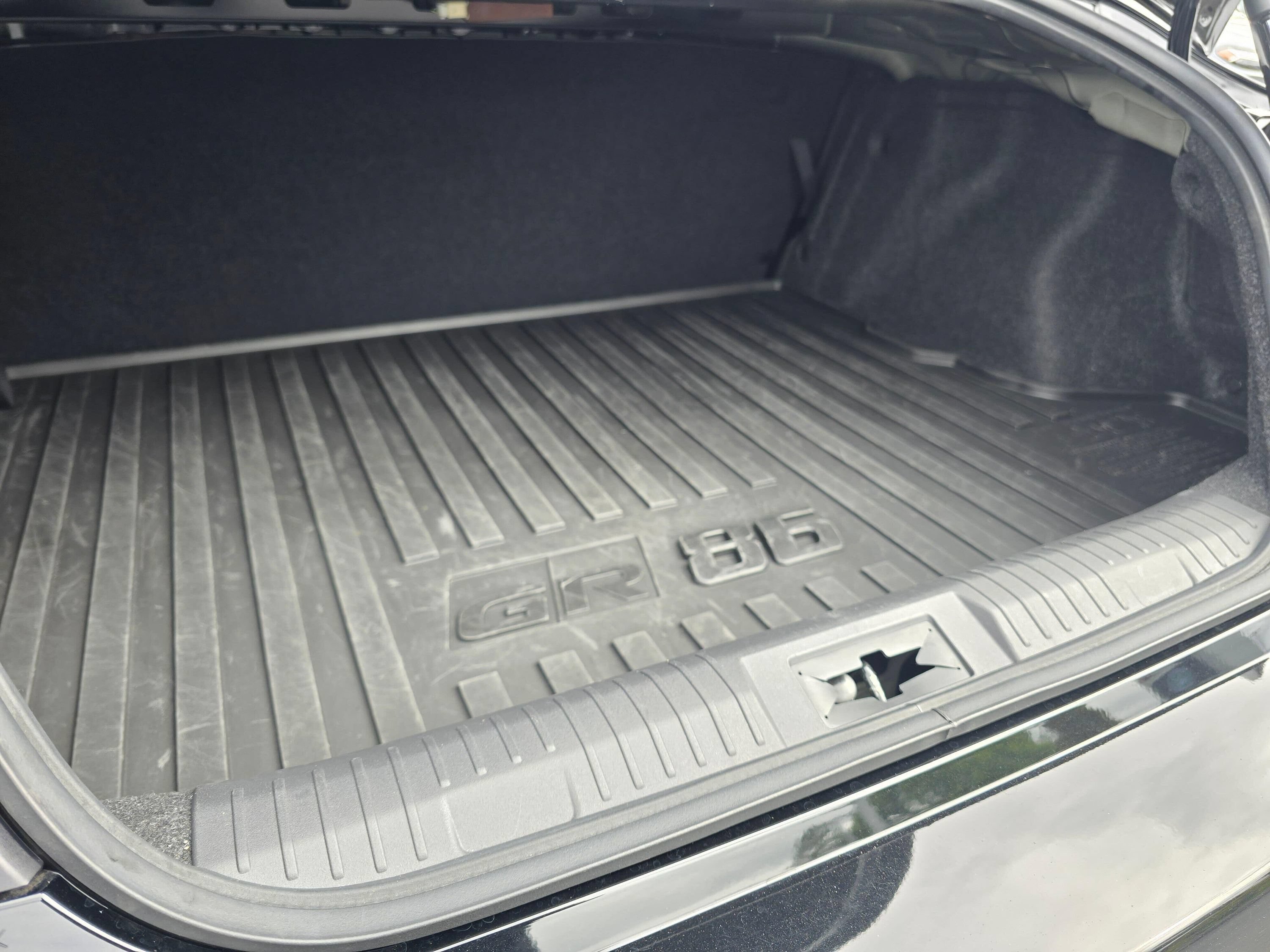Used 2023 Toyota GR86 Premium w/ ALL Weather Mat Package (TMS) RWD image 25
