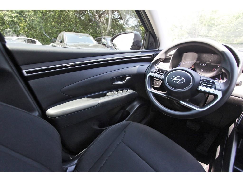 Used 2024 Hyundai Tucson SEL FWD image 6