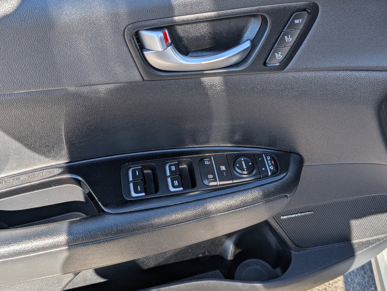 Used 2018 Kia Optima EX image 15