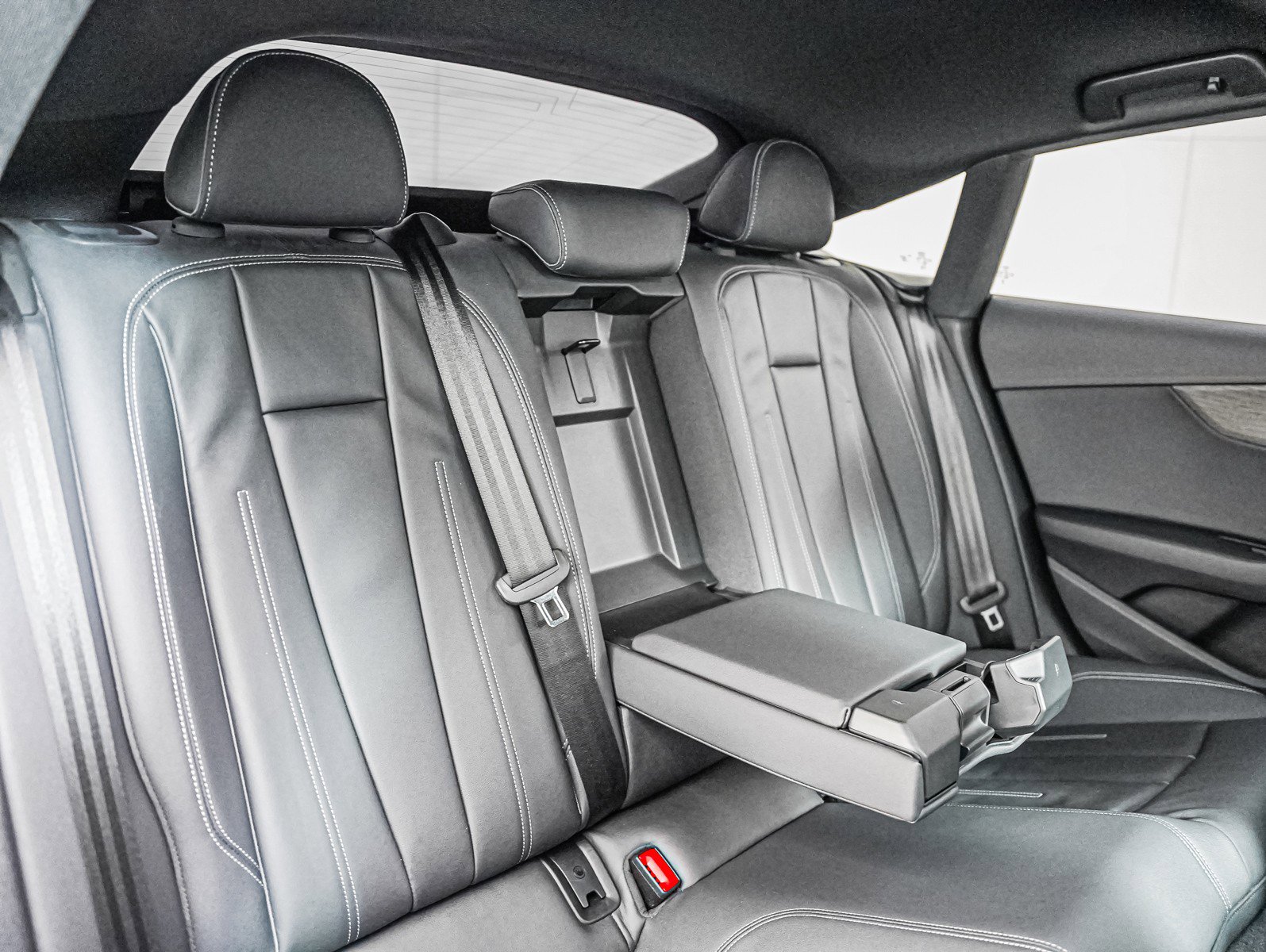 Used 2024 Audi A5 2.0T Premium image 13