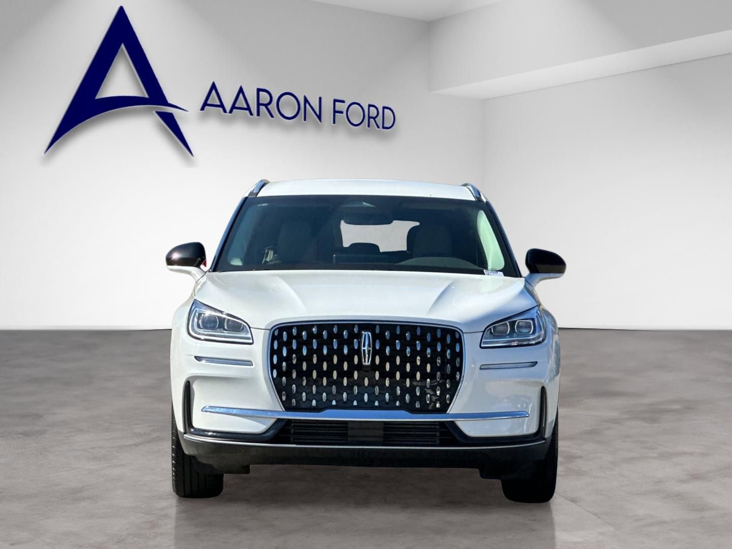 Used 2023 Lincoln Corsair Reserve image 9