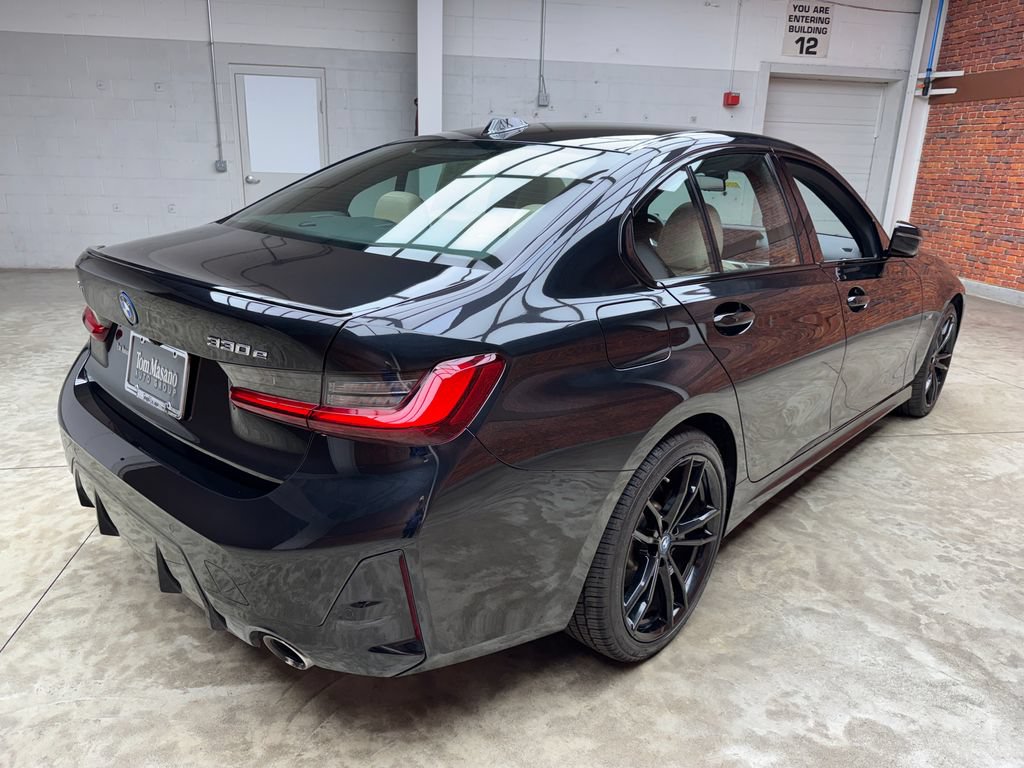 Certified 2023 BMW 330e xDrive w/ M Sport Package AWD/4WD image 6