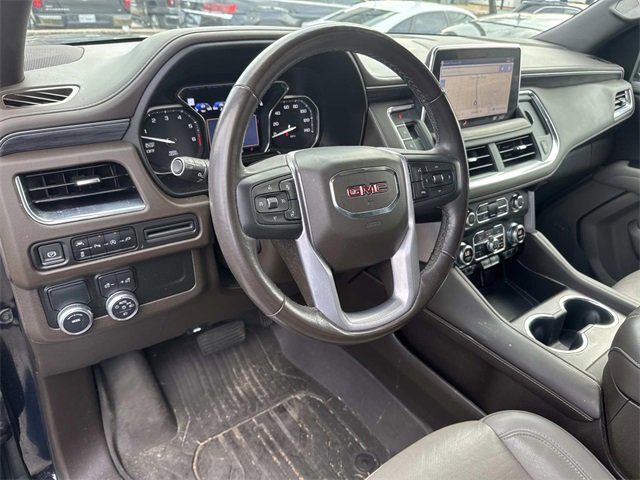 Used 2021 GMC Yukon XL SLT w/ SLT Premium Package image 25