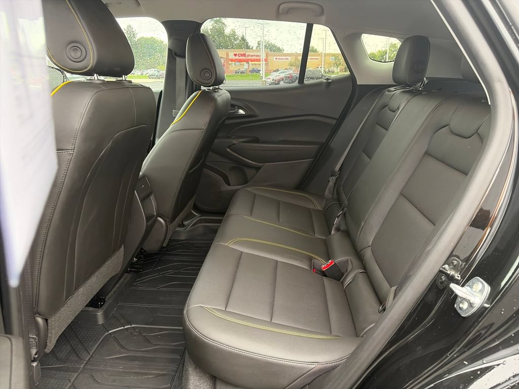 Used 2025 Chevrolet Trax ACTIV w/ Driver Confidence Package FWD image 23