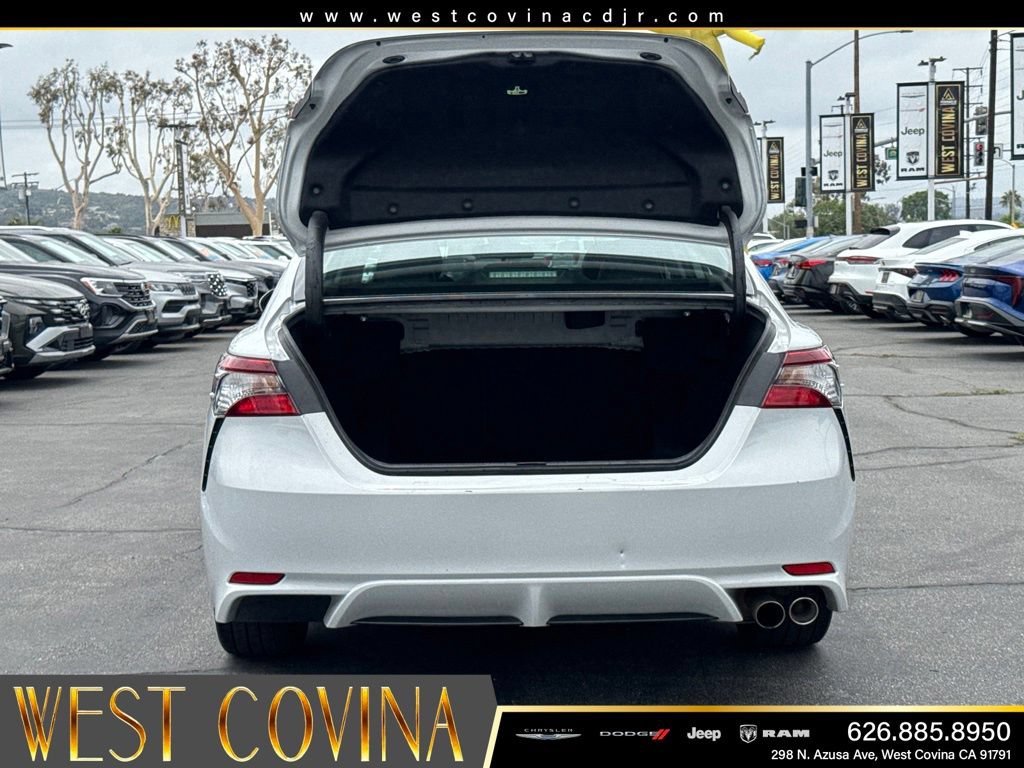 Used 2024 Toyota Camry SE FWD image 15