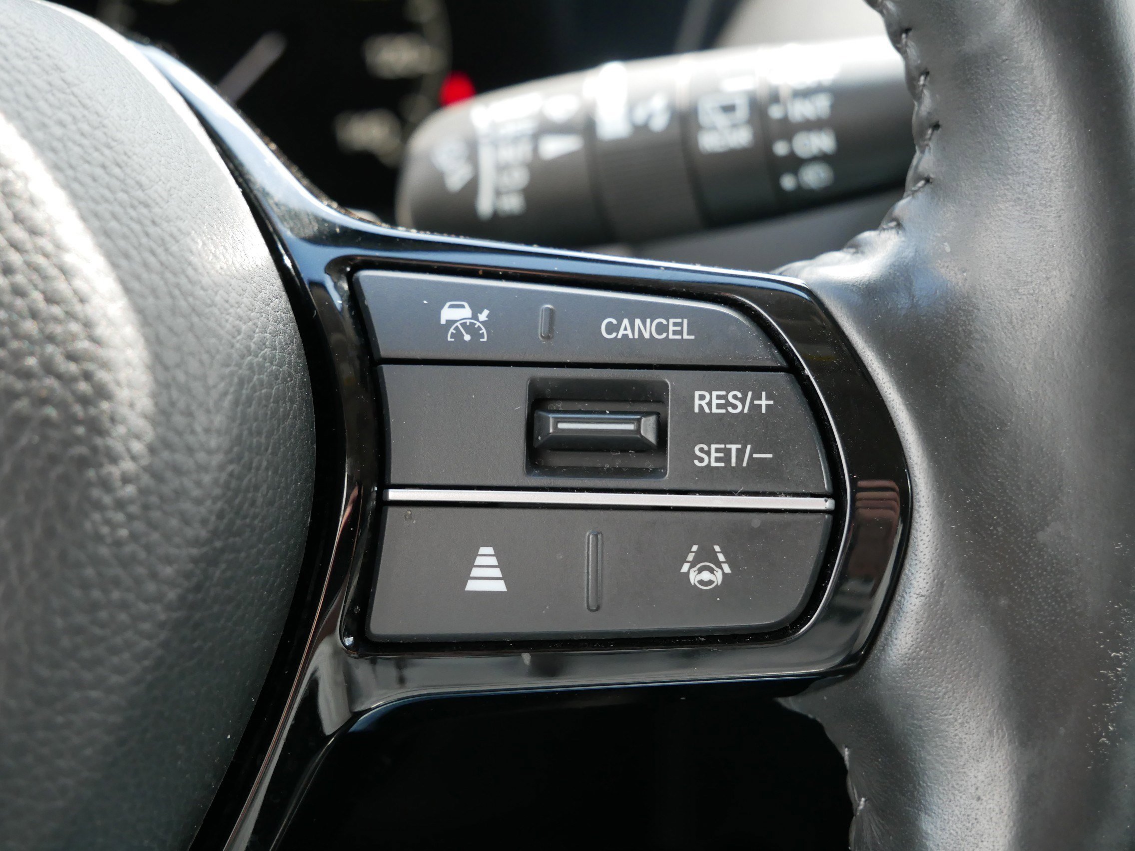Certified 2024 Honda HR-V EX-L image 30