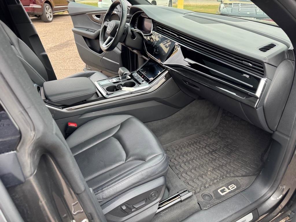 Used 2019 Audi Q8 Prestige AWD/4WD image 32