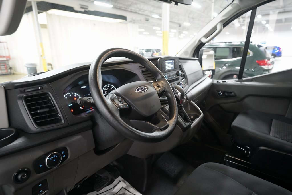 Used 2024 Ford Transit 250 Low Roof AWD w/ Exterior Upgrade Package image 8