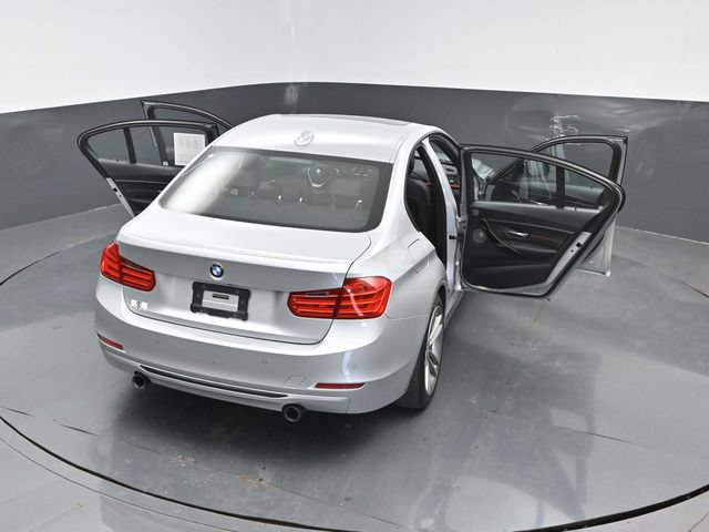 Used 2014 BMW 335i xDrive Sedan AWD/4WD image 31