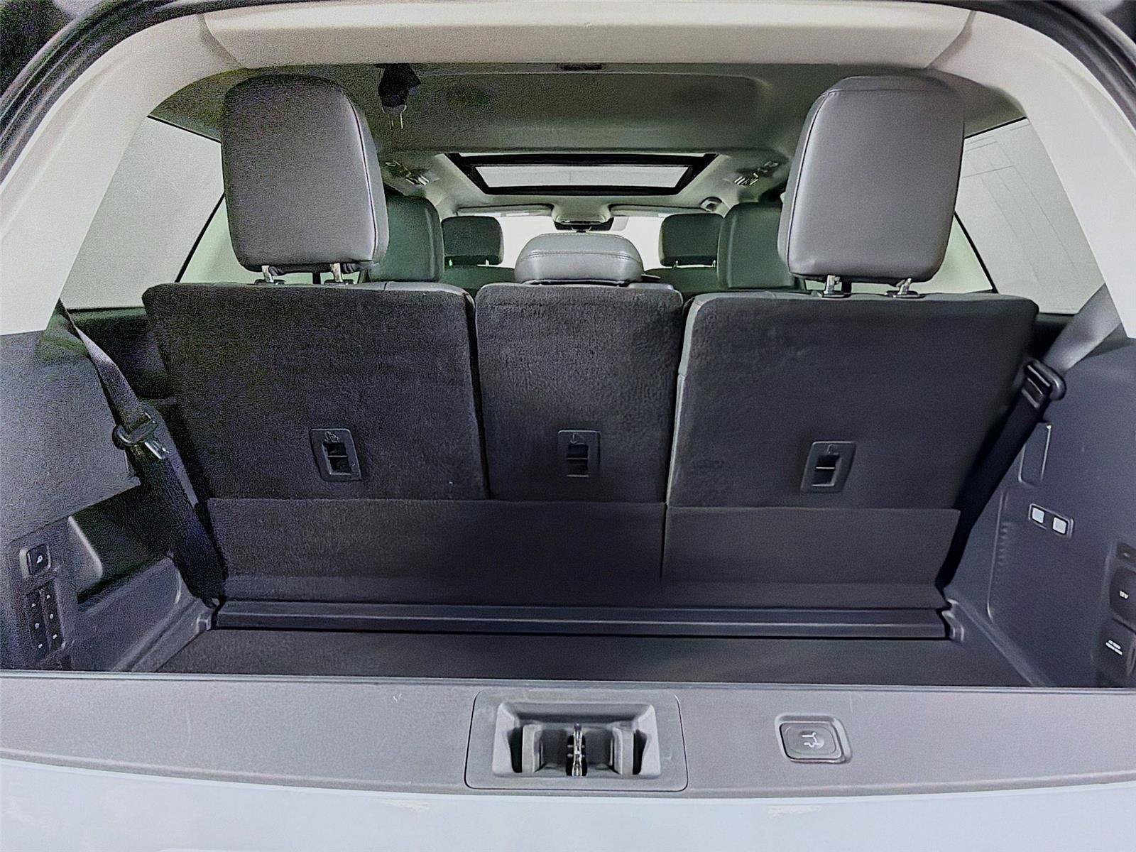 Used 2025 Ford Expedition Active AWD/4WD image 14