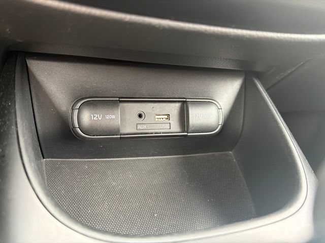 Used 2017 Kia Soul FWD image 25