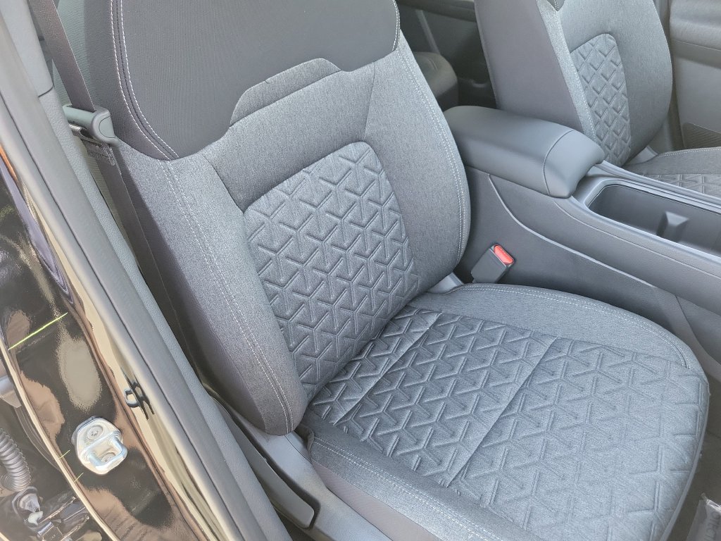 New 2026 Nissan Kicks SV w/ Charging Package FWD image 12