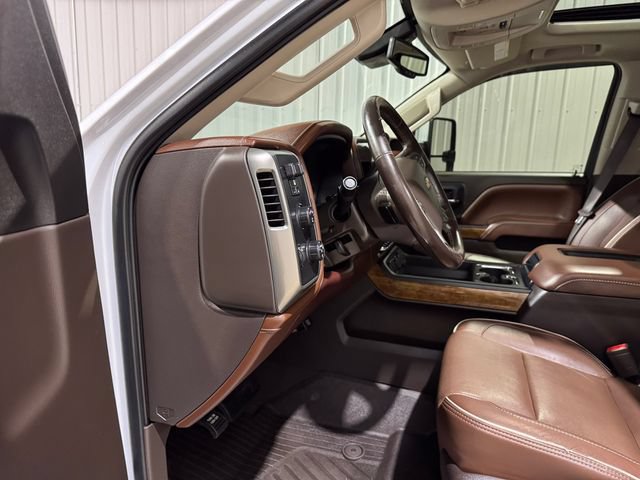 Used 2019 Chevrolet Silverado 3500 High Country w/ Duramax Plus Package AWD/4WD image 11