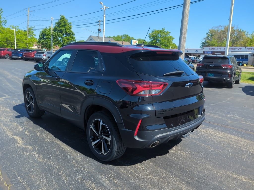 Certified 2022 Chevrolet TrailBlazer RS w/ Technology Package AWD/4WD image 7