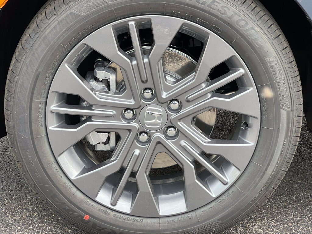 New 2027 Honda Odyssey Touring image 8