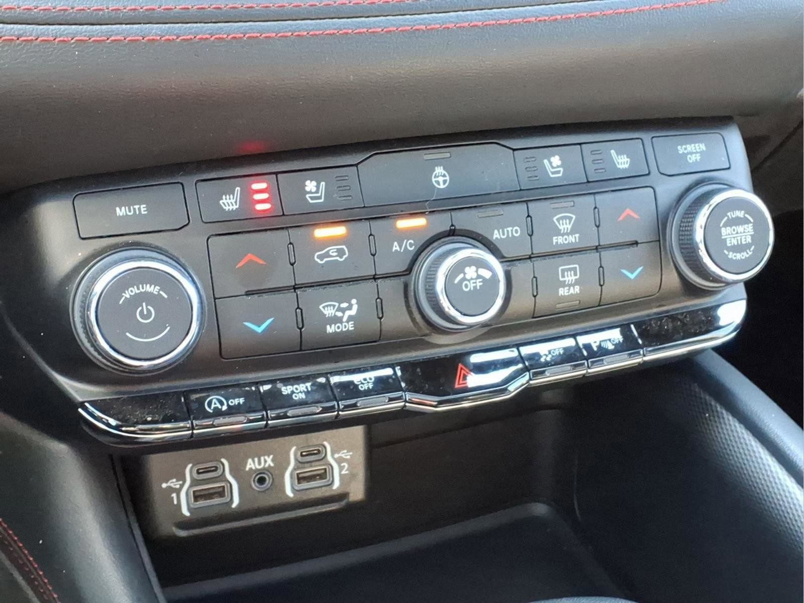 Used 2023 Dodge Durango GT image 10