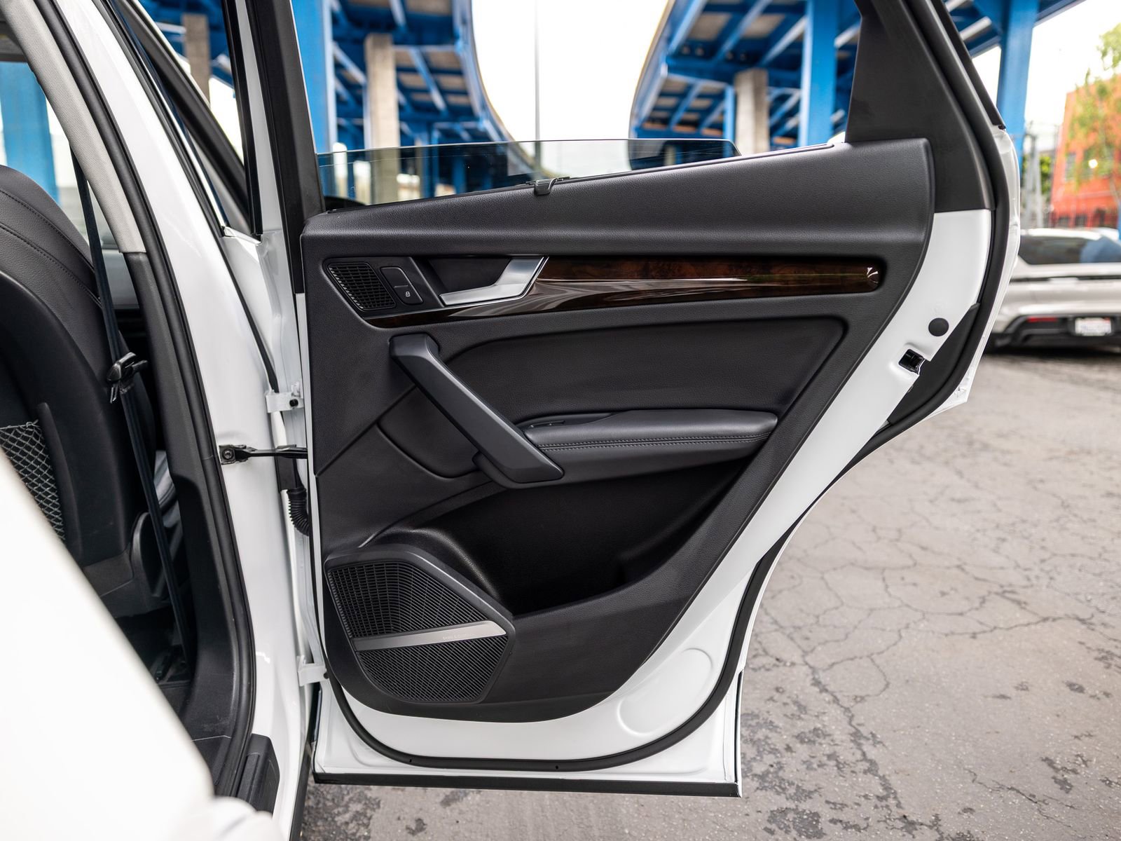 Used 2019 Audi Q5 2.0T Premium Plus w/ Premium Plus Package image 45