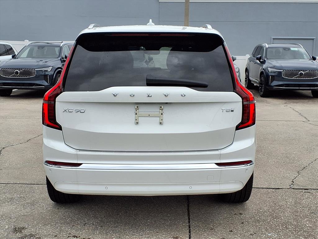 New 2026 Volvo XC90 T8 Plus w/ Protection Package Premier image 6