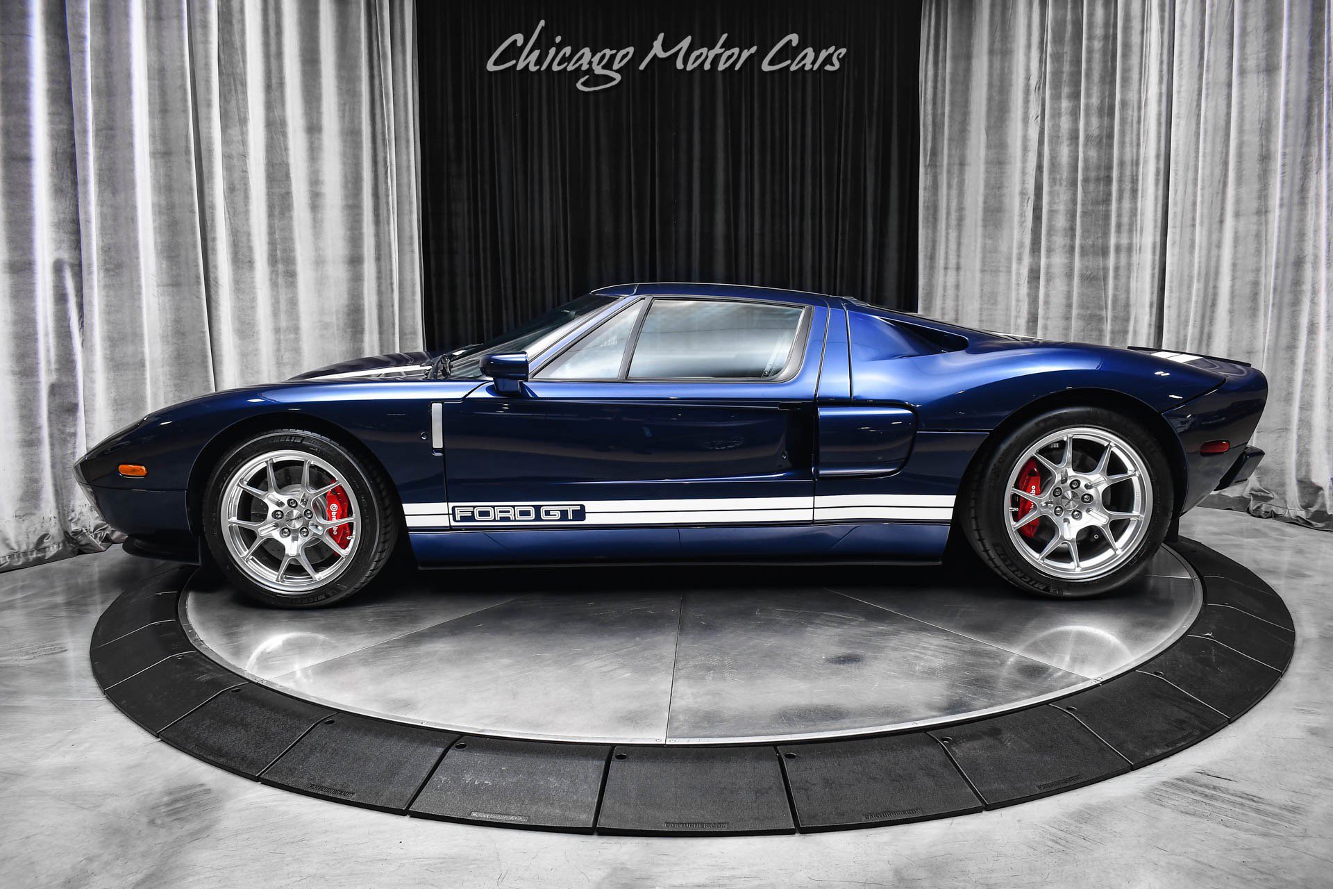 Used 2005 Ford GT image 29