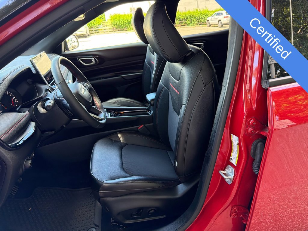 Used 2023 Jeep Compass Trailhawk w/ Sun and Sound Group AWD/4WD image 23