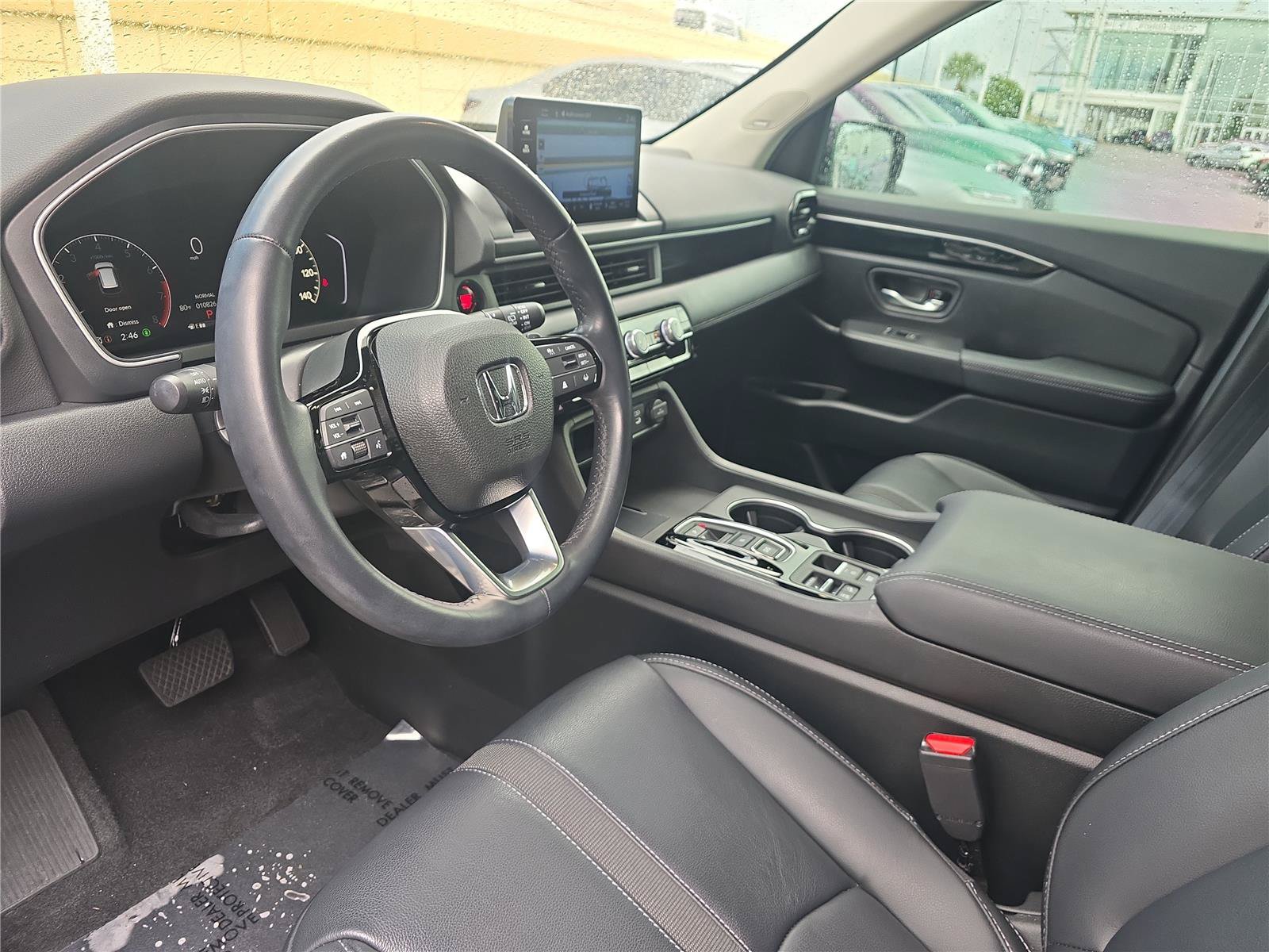 Used 2025 Honda Pilot Touring image 16
