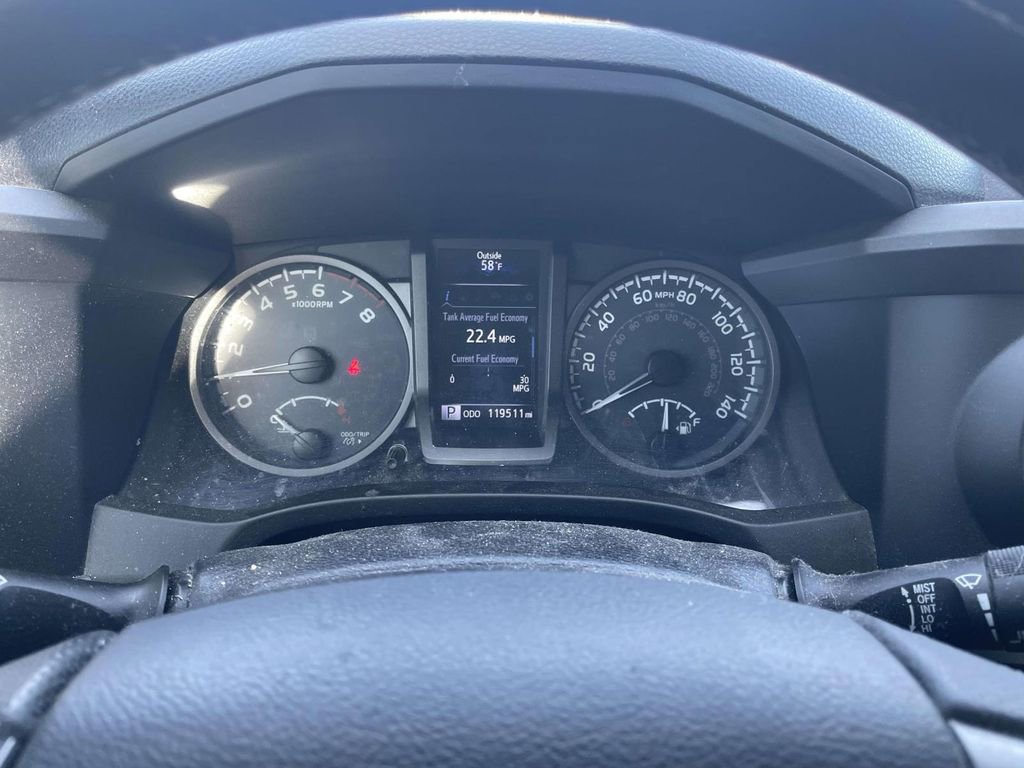 Used 2017 Toyota Tacoma TRD Sport image 35